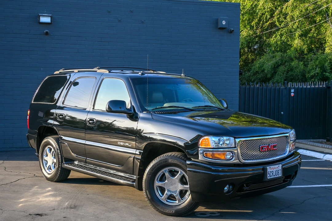 2003 GMC Yukon 2nd Gen - Image 25 of 31