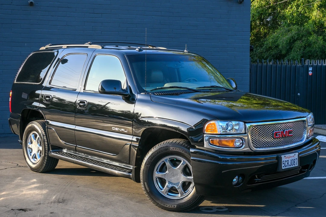 2003 GMC Yukon 2nd Gen - Image 26 of 31