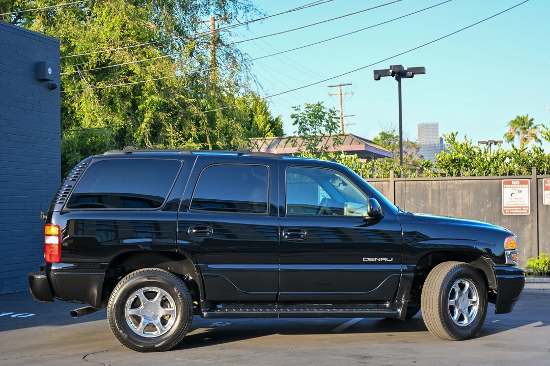 2003 GMC Yukon 2nd Gen - Image 20 of 31