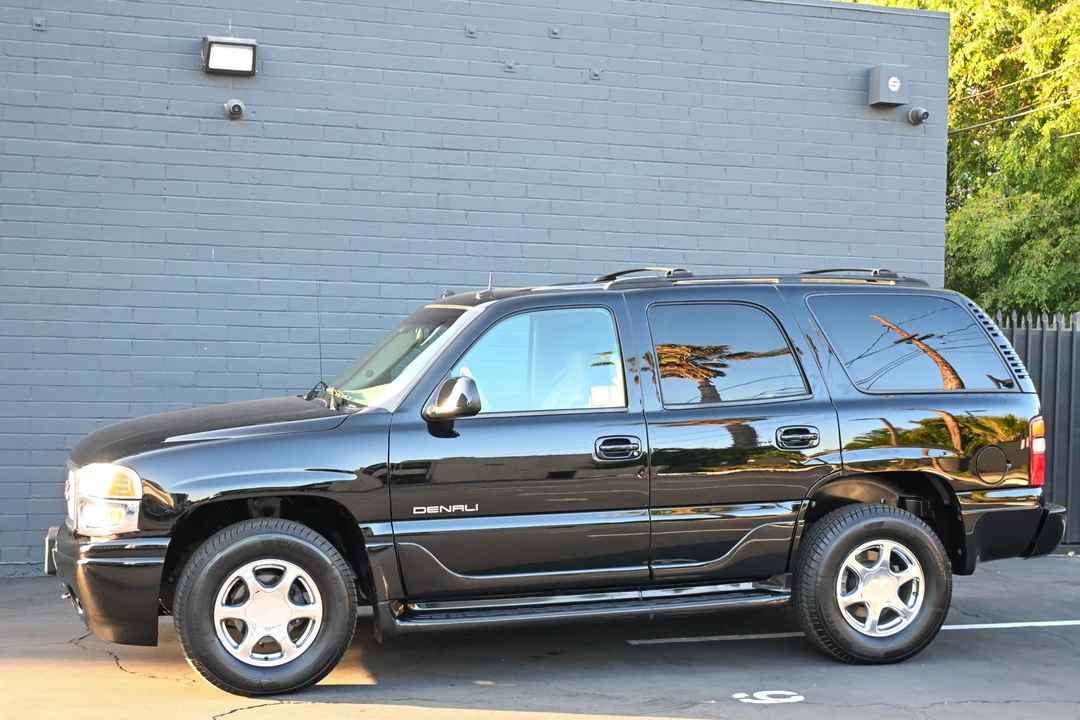 2003 GMC Yukon 2nd Gen - Image 7 of 31