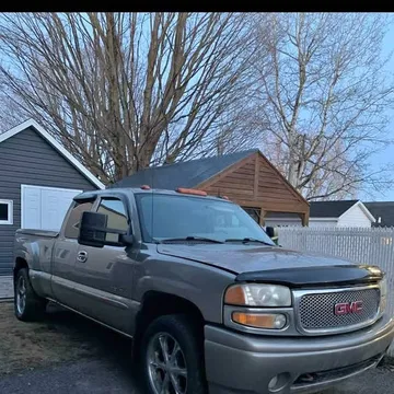 2003 GMC Yukon Denali