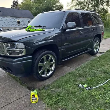 2003 GMC Yukon Denali