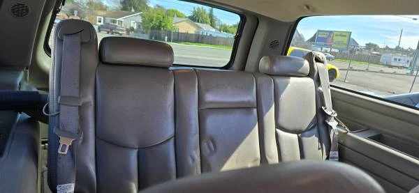 2003 GMC Yukon 2nd Gen - Image 9 of 15
