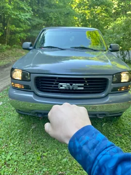 2003 GMC Yukon SLE