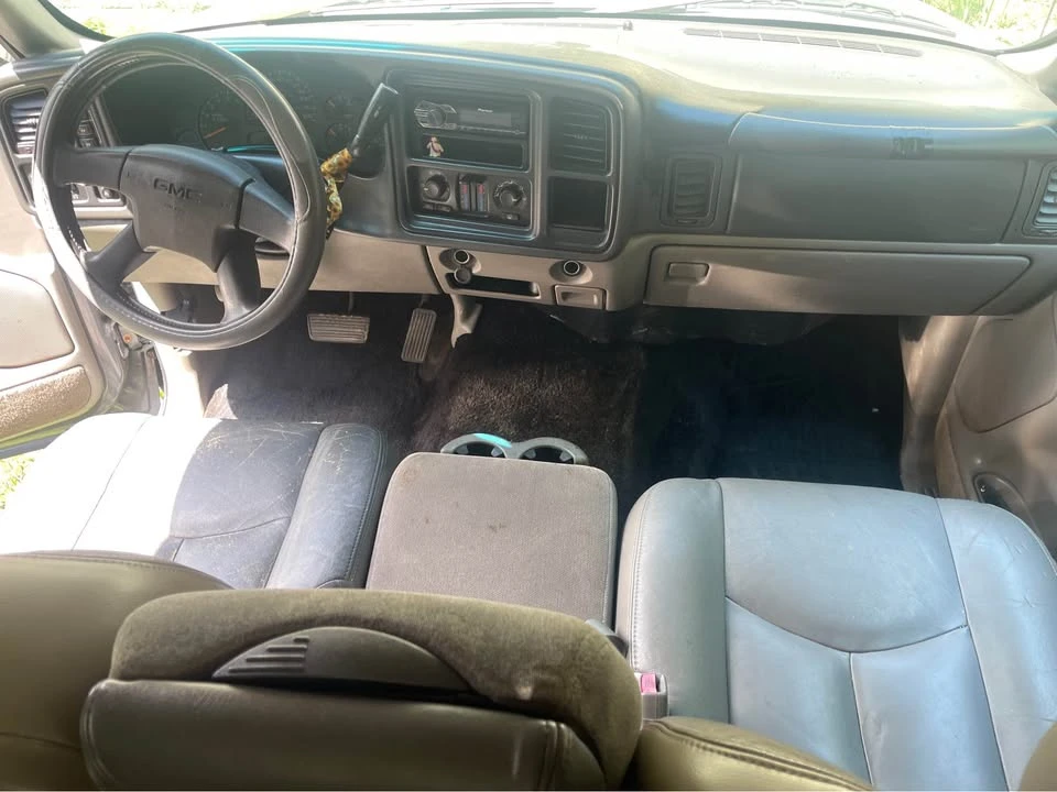2003 GMC Yukon 2nd Gen - Image 11 of 14
