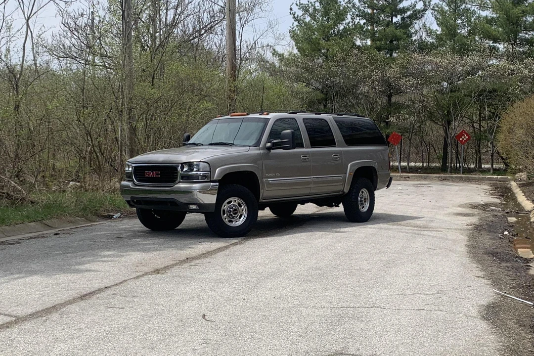 2003 GMC Yukon 2nd Gen - Image 17 of 31
