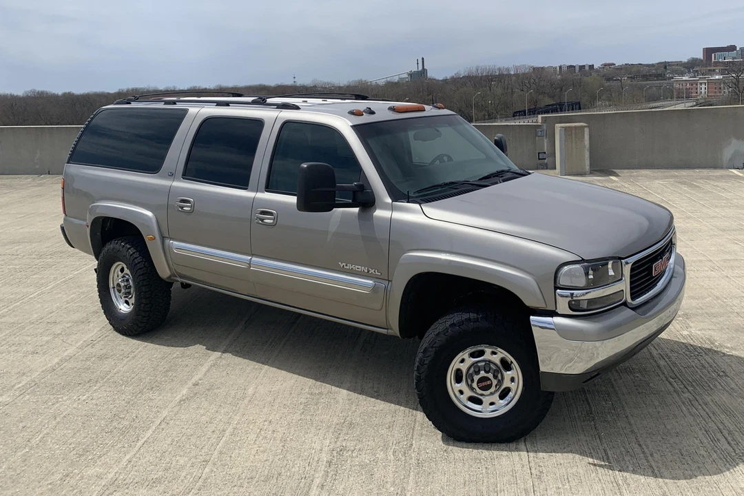 2003 GMC Yukon 2nd Gen - Image 14 of 31