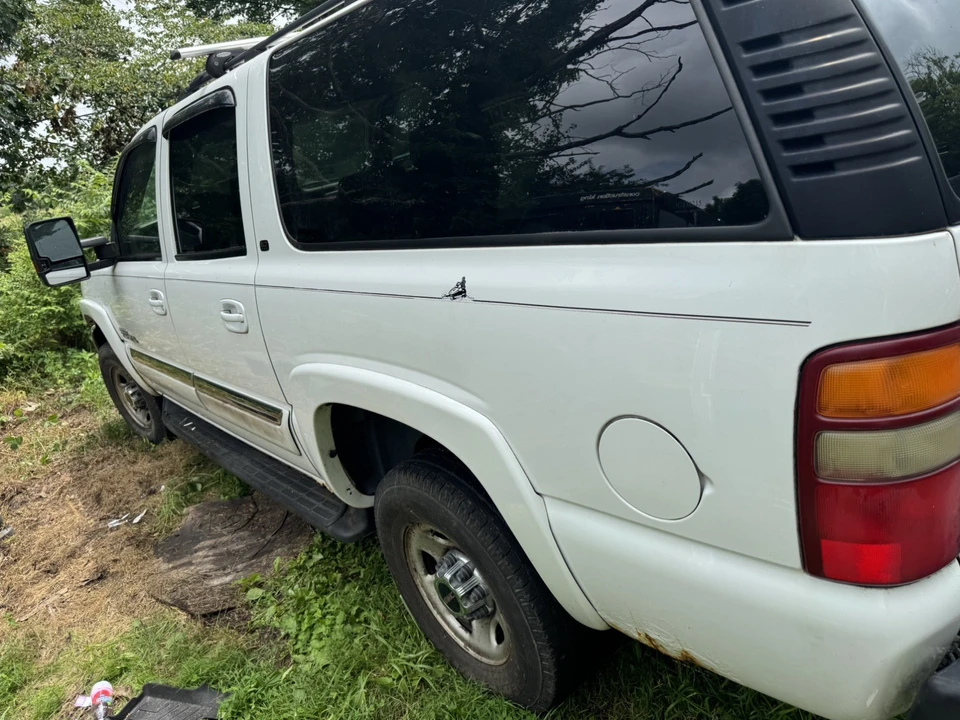 2003 GMC Yukon 2nd Gen - Image 17 of 18