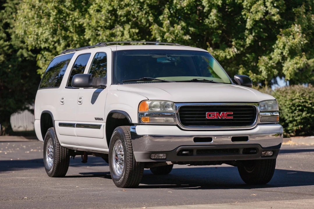 2003 GMC Yukon 2nd Gen - Image 17 of 31