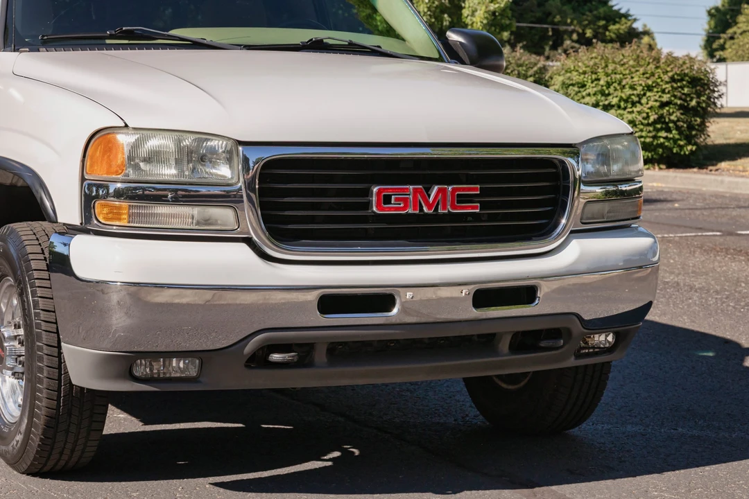2003 GMC Yukon 2nd Gen - Image 25 of 31