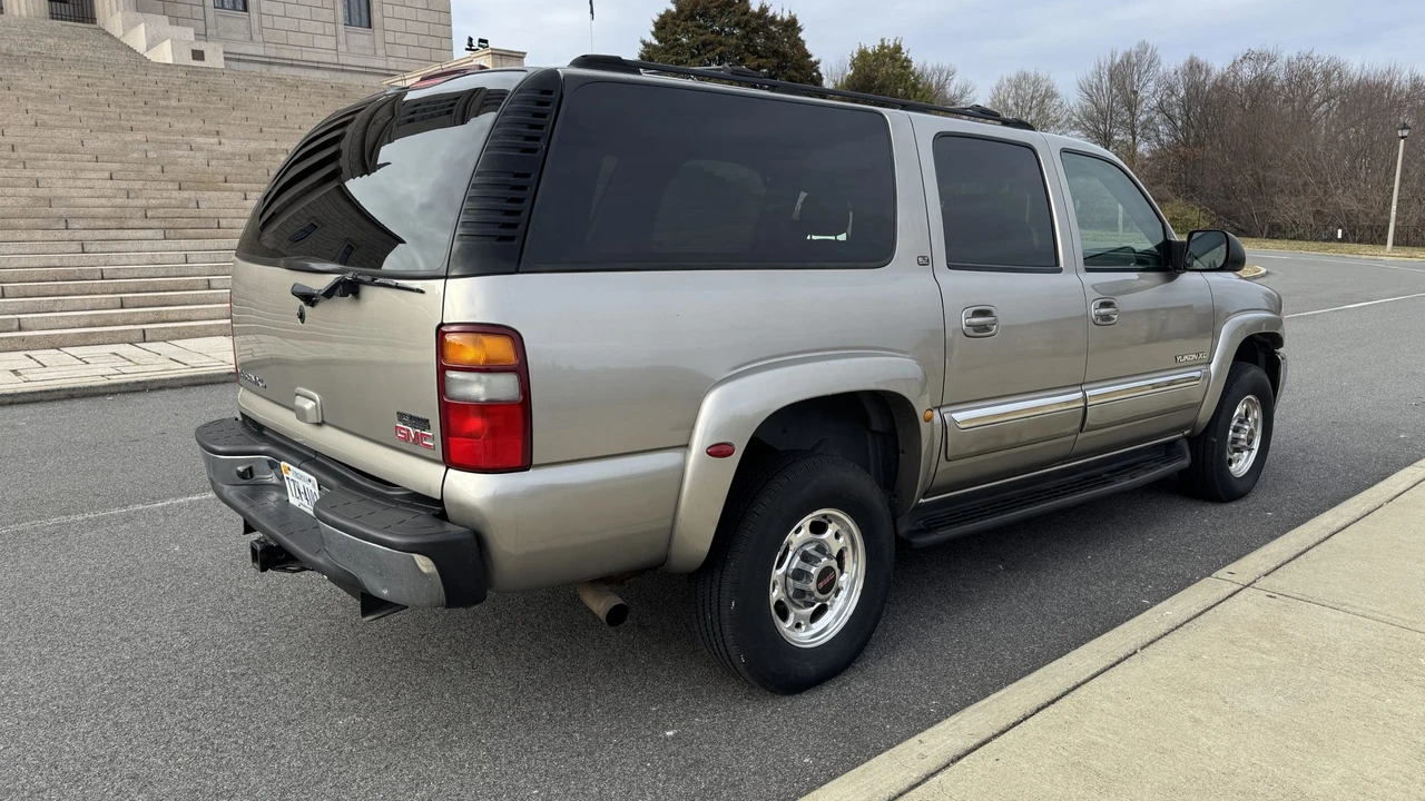 2003 GMC Yukon 2nd Gen - Image 8 of 31