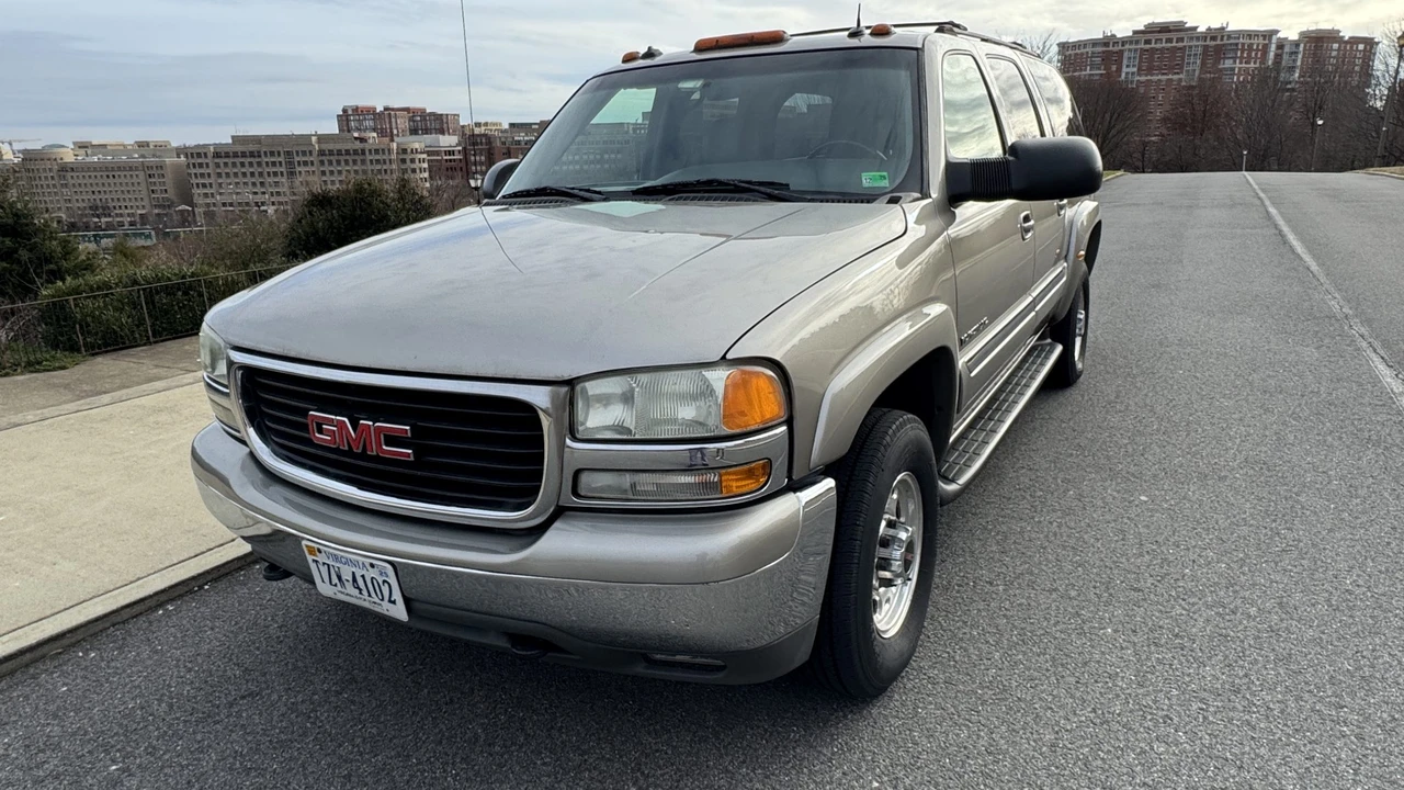 2003 GMC Yukon 2nd Gen - Image 18 of 31