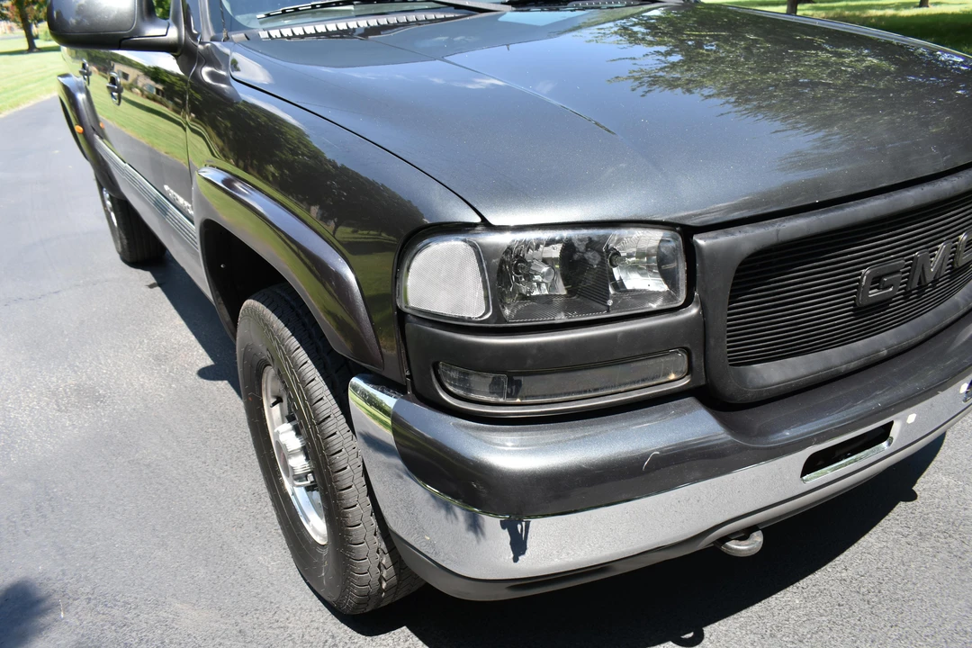 2003 GMC Yukon 2nd Gen - Image 16 of 31