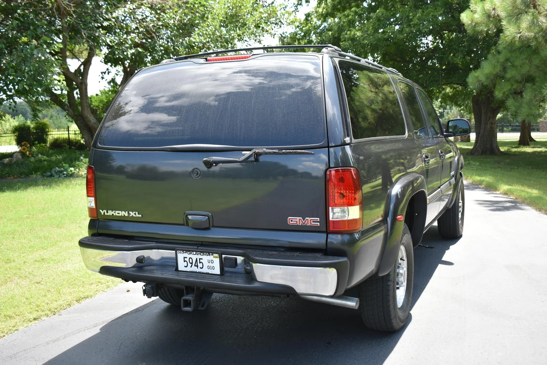 2003 GMC Yukon 2nd Gen - Image 10 of 31