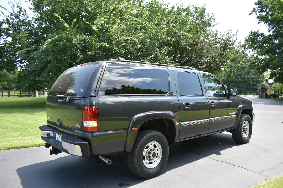 2003 GMC Yukon 2nd Gen - Image 12 of 31
