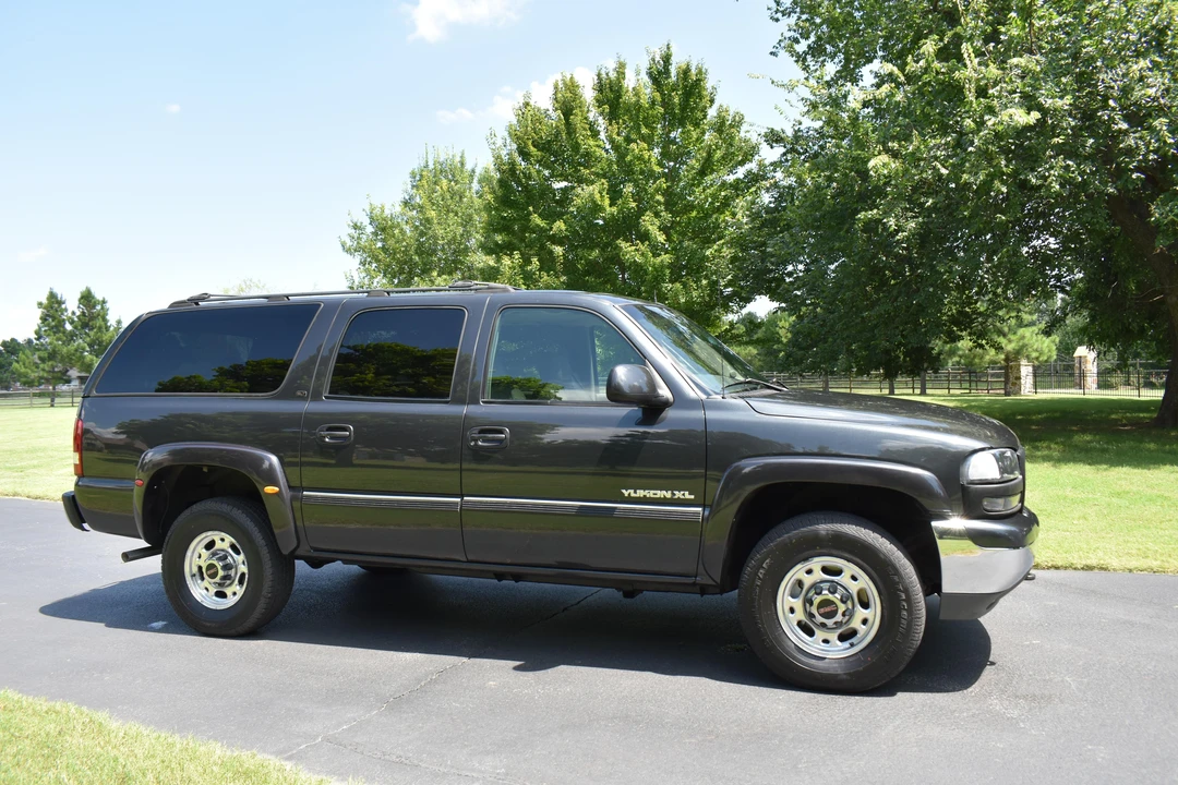2003 GMC Yukon 2nd Gen - Image 14 of 31