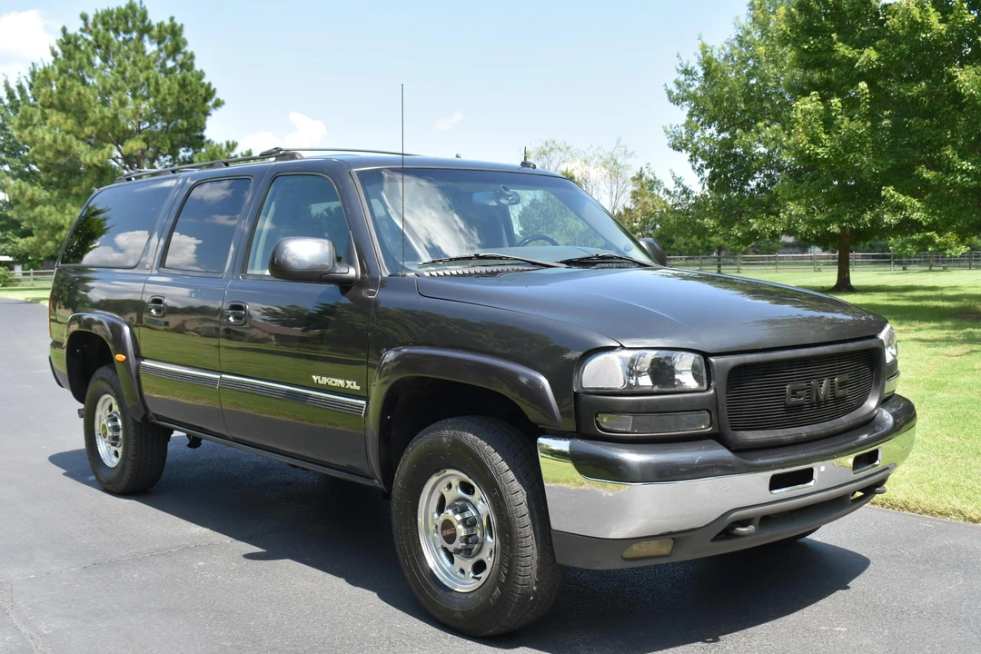 2003 GMC Yukon 2nd Gen - Image 17 of 31