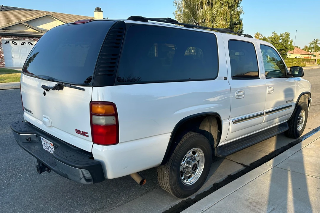 2003 GMC Yukon 2nd Gen - Image 4 of 31