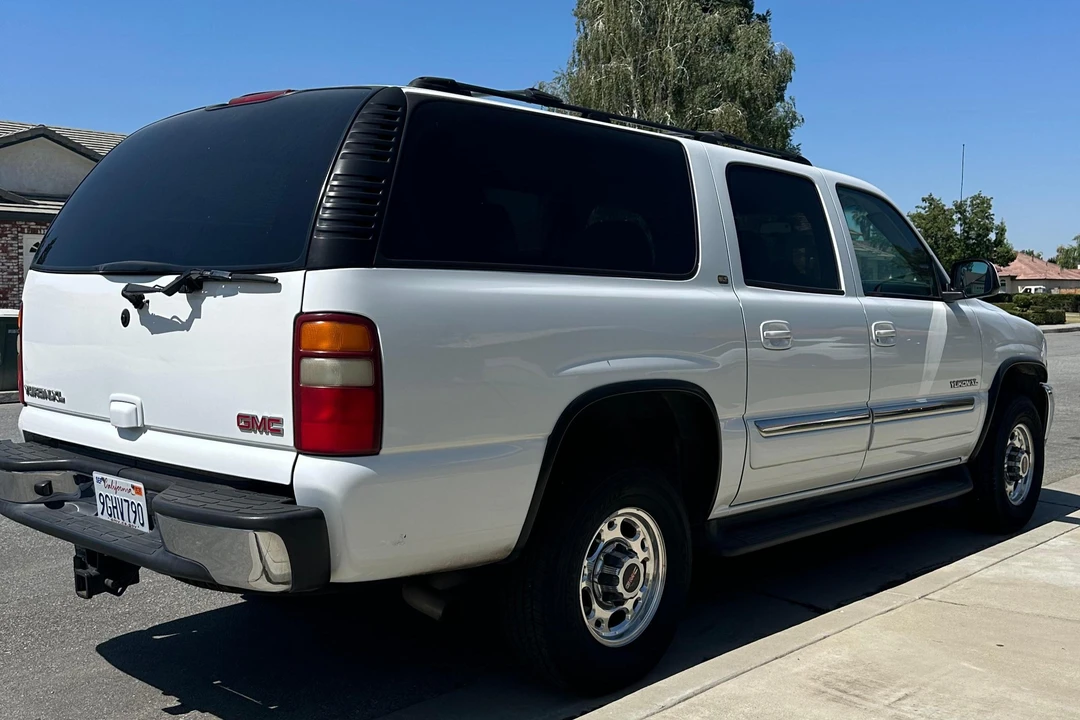 2003 GMC Yukon 2nd Gen - Image 13 of 31