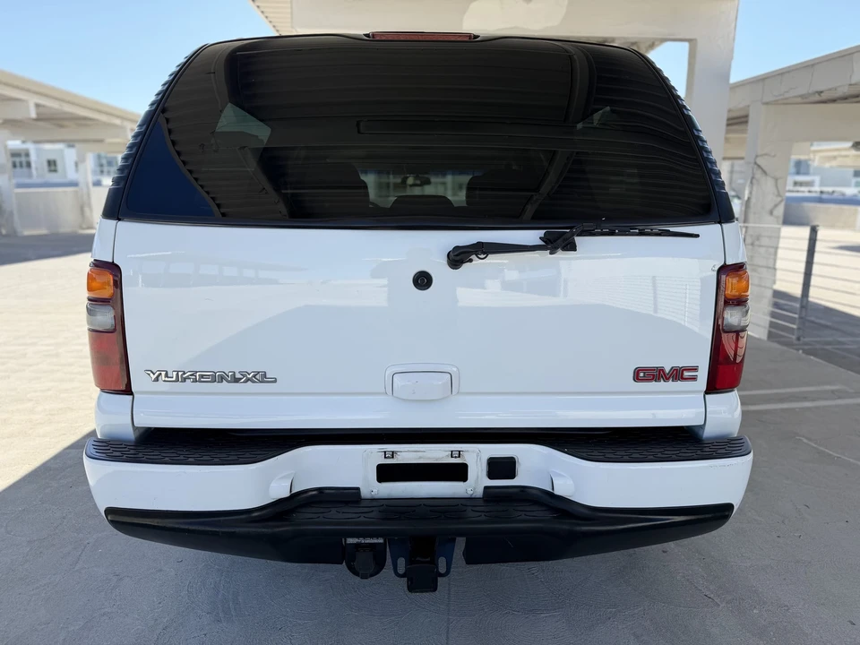 2003 GMC Yukon 2nd Gen - Image 16 of 31
