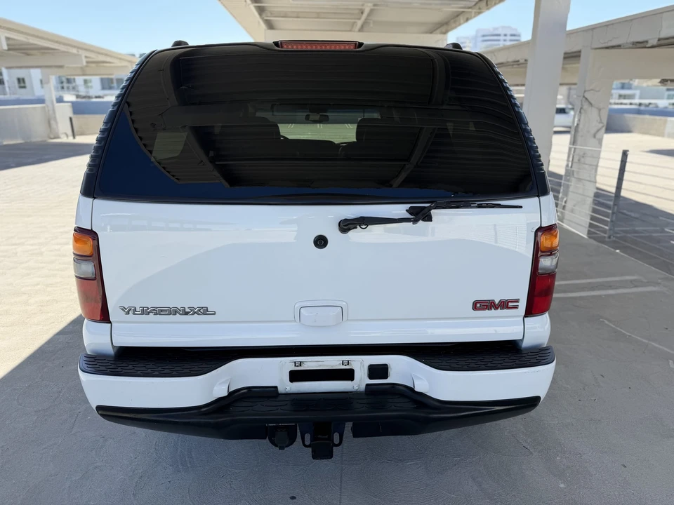2003 GMC Yukon 2nd Gen - Image 17 of 31