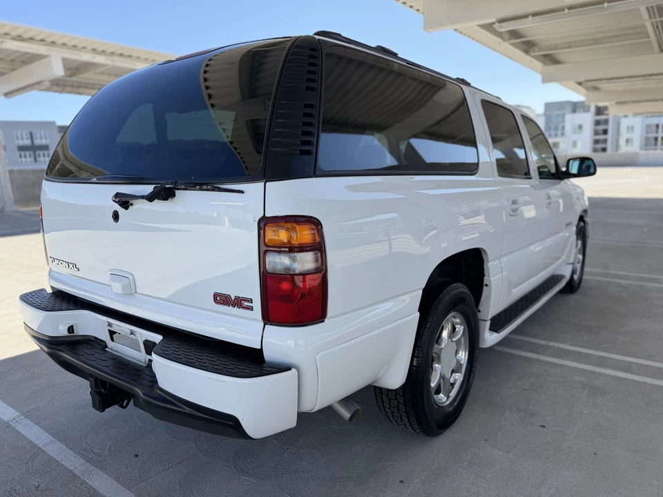 2003 GMC Yukon 2nd Gen - Image 21 of 31