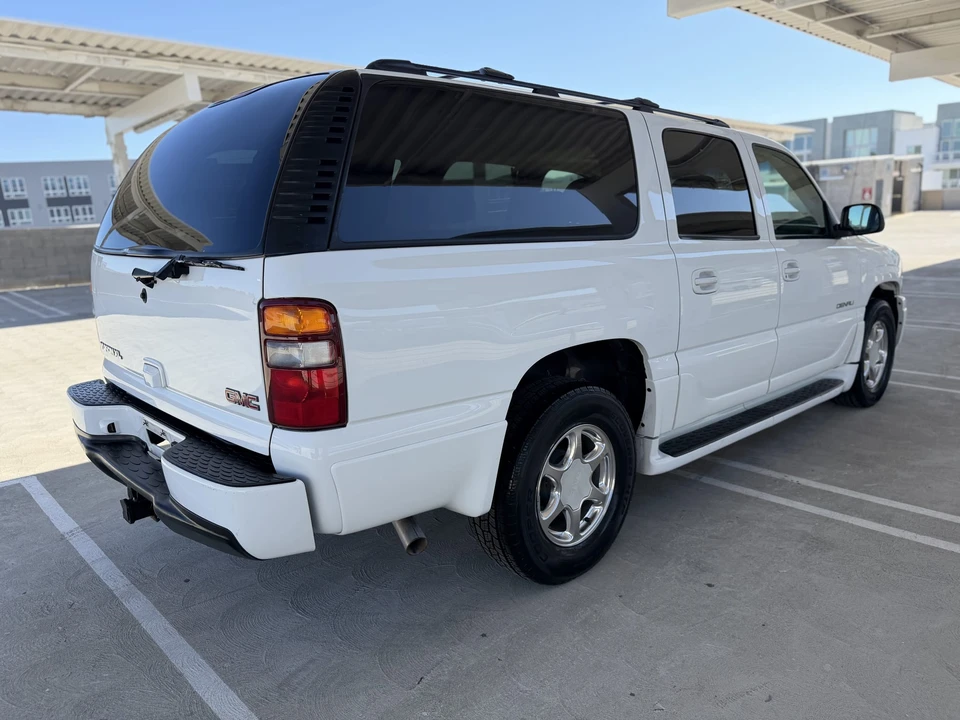 2003 GMC Yukon 2nd Gen - Image 22 of 31