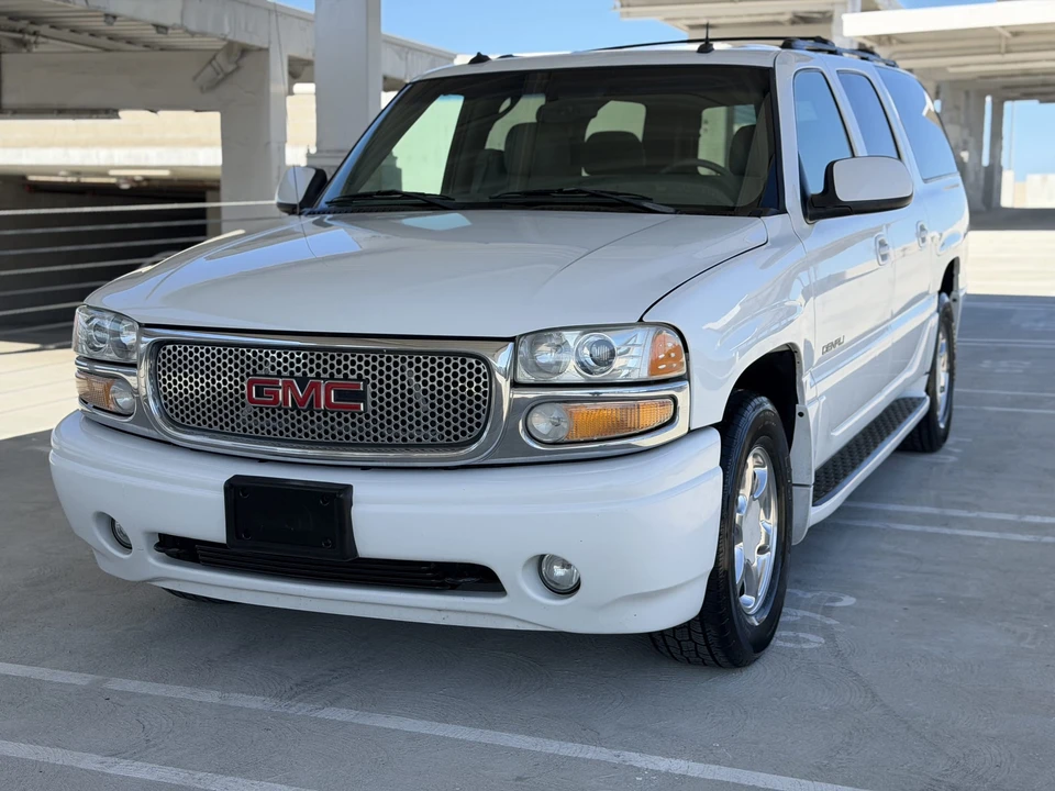 2003 GMC Yukon 2nd Gen - Image 31 of 31