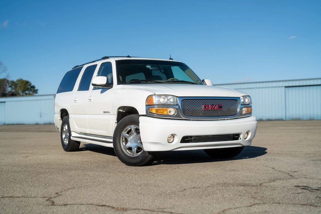 2003 GMC Yukon 2nd Gen - Image 21 of 31