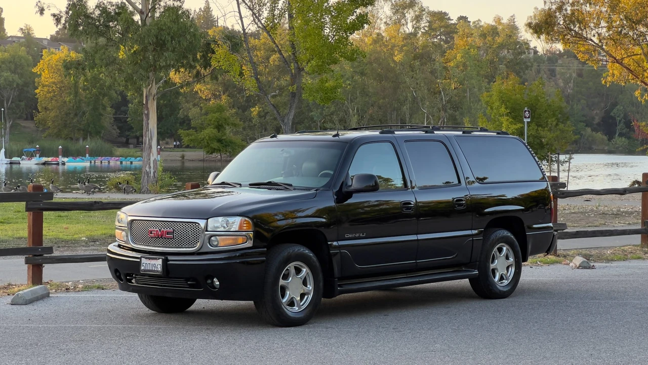 2003 GMC Yukon 2nd Gen - Image 21 of 31