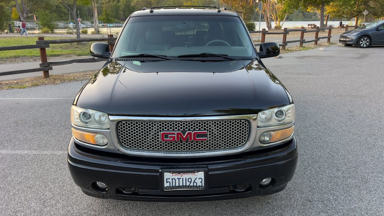 2003 GMC Yukon 2nd Gen - Image 16 of 31