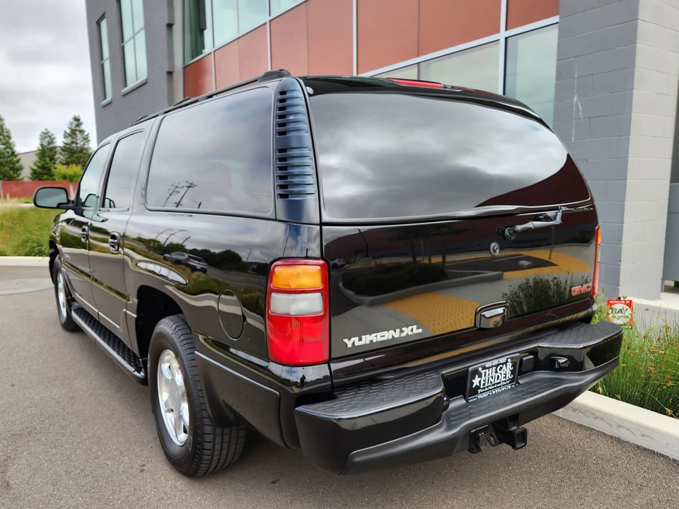2003 GMC Yukon 2nd Gen - Image 13 of 31
