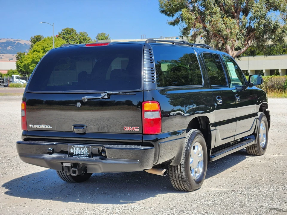 2003 GMC Yukon 2nd Gen - Image 17 of 31
