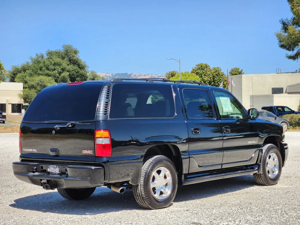 2003 GMC Yukon 2nd Gen - Image 19 of 31