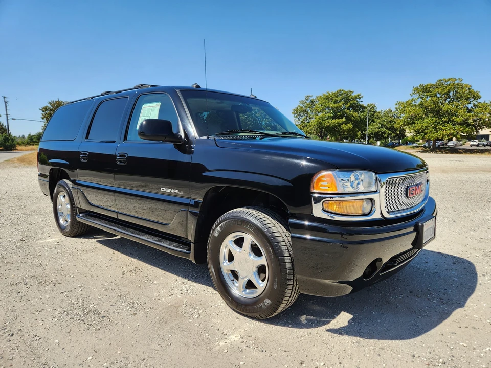 2003 GMC Yukon 2nd Gen - Image 28 of 31