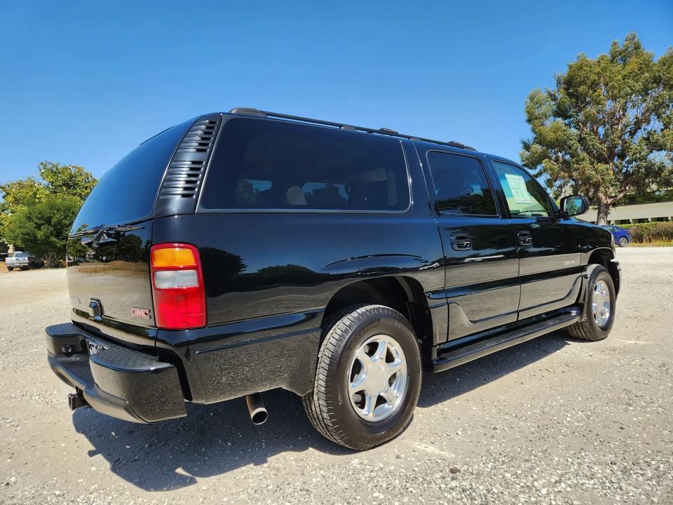 2003 GMC Yukon 2nd Gen - Image 21 of 31