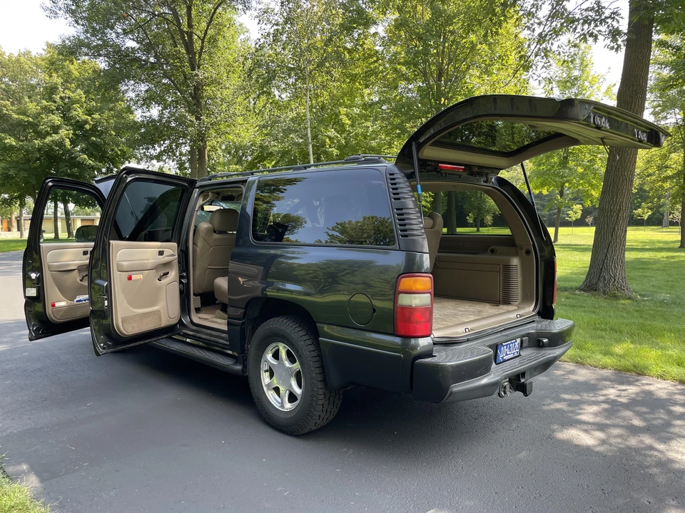 2003 GMC Yukon 2nd Gen - Image 14 of 31