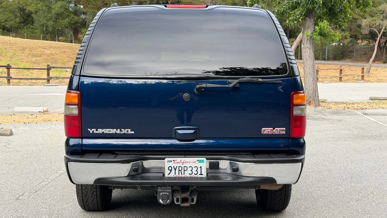 2003 GMC Yukon 2nd Gen - Image 15 of 31