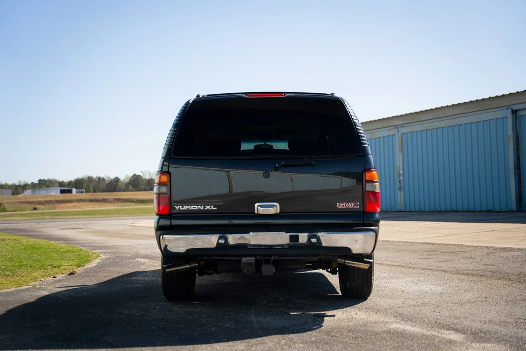 2003 GMC Yukon 2nd Gen - Image 10 of 31