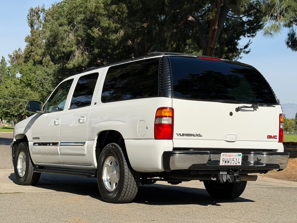 2003 GMC Yukon 3rd Gen - Image 21 of 31