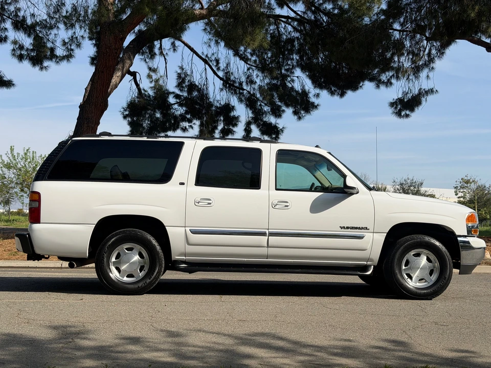 2003 GMC Yukon 3rd Gen - Image 14 of 31