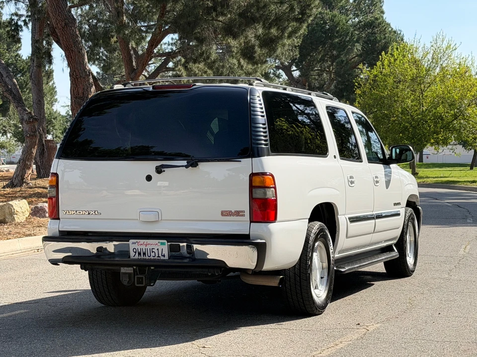 2003 GMC Yukon 3rd Gen - Image 19 of 31