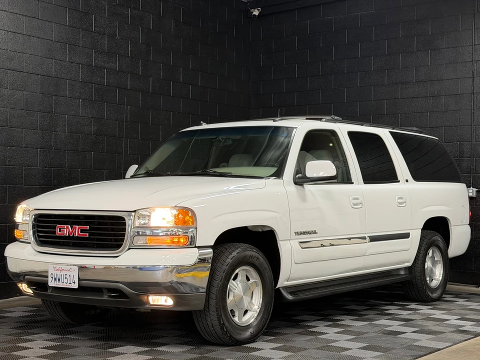 2003 GMC Yukon 3rd Gen - Image 25 of 31
