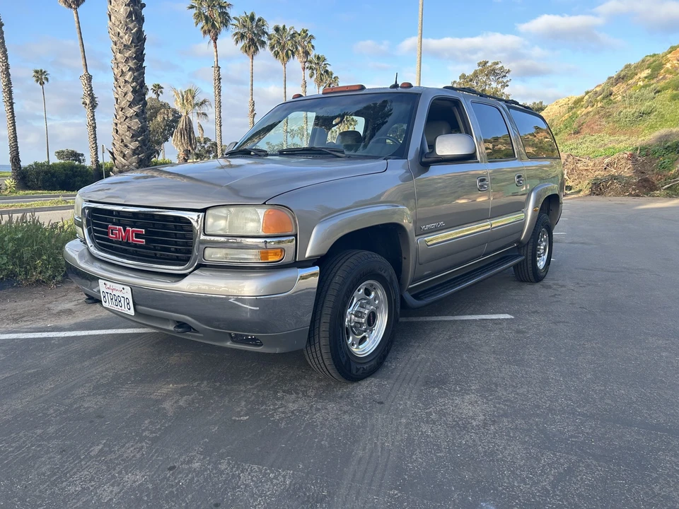2003 GMC Yukon 2nd Gen - Image 3 of 31