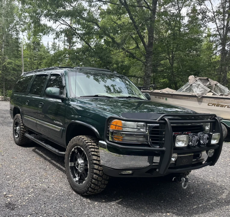 2003 GMC Yukon 2nd Gen - Image 10 of 31