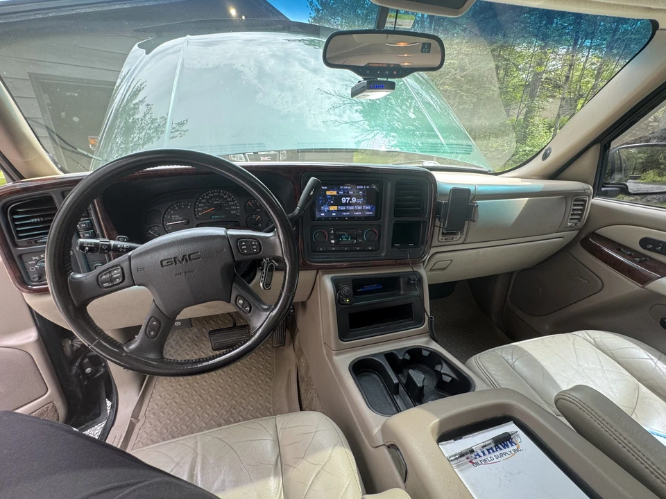 2003 GMC Yukon 2nd Gen - Image 27 of 31