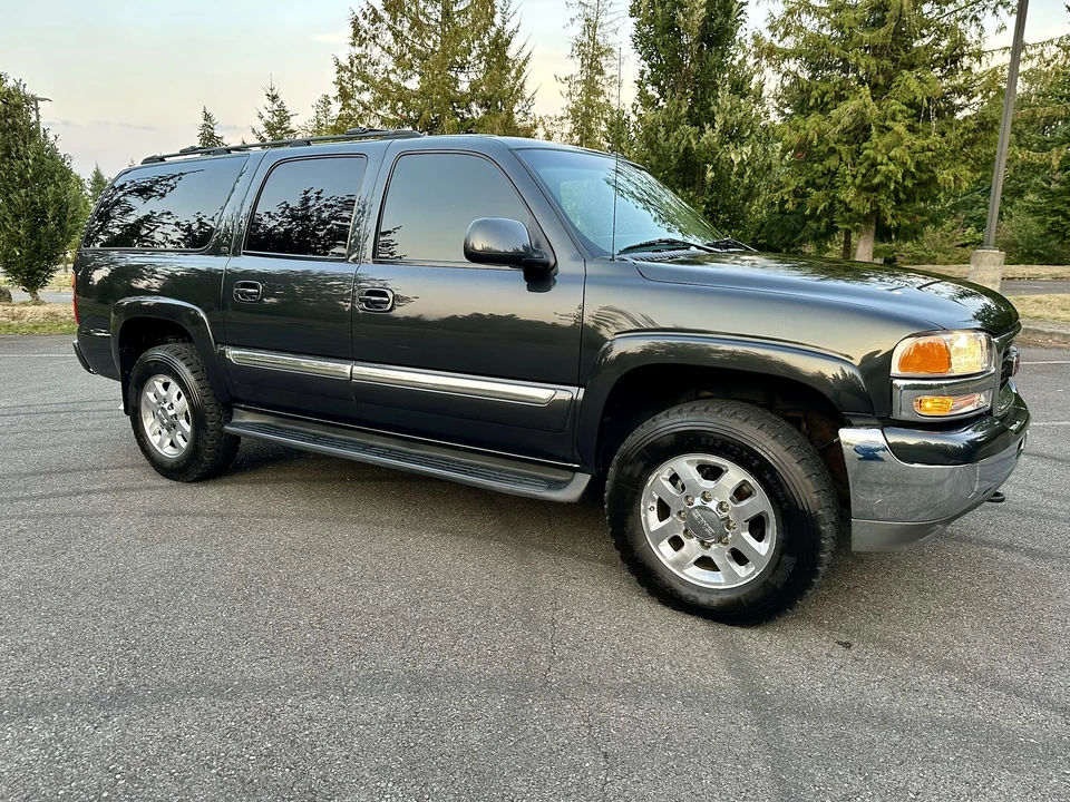 2003 GMC Yukon 1st Gen - Image 2 of 31