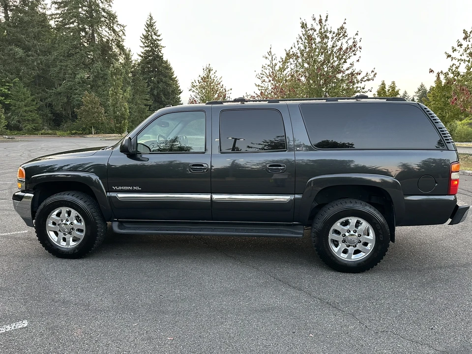 2003 GMC Yukon 1st Gen - Image 19 of 31