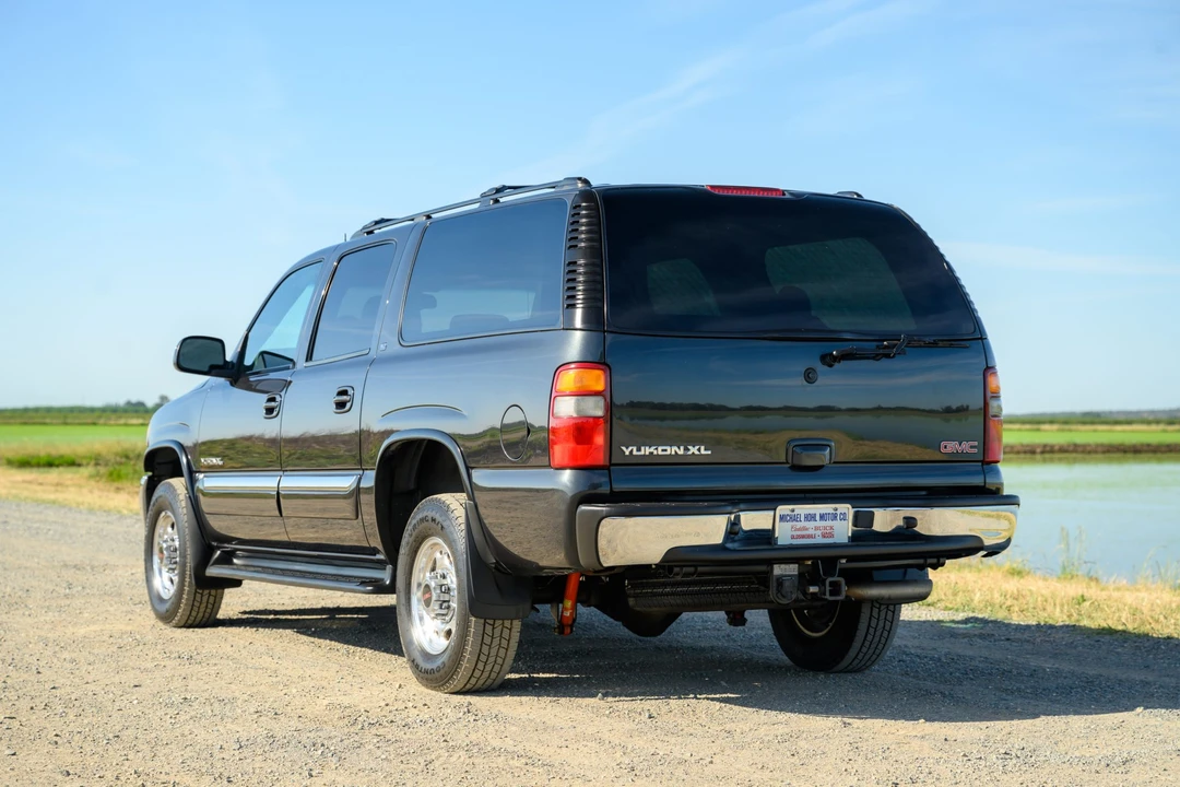 2003 GMC Yukon 2nd Gen - Image 18 of 31