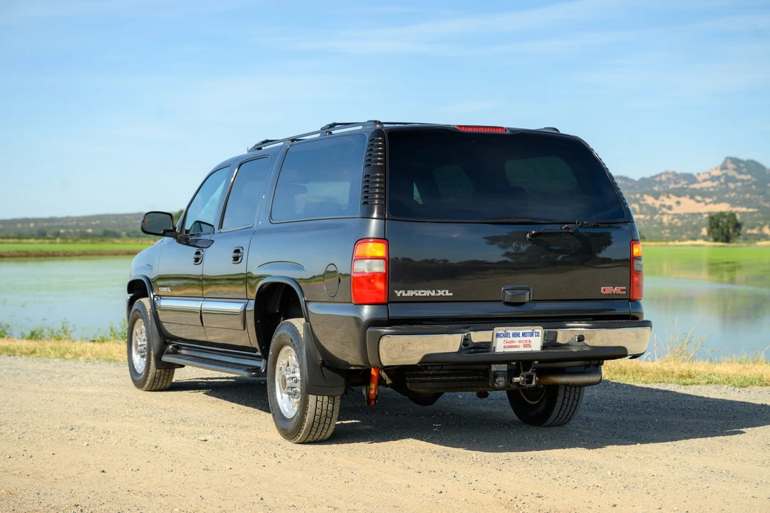 2003 GMC Yukon 2nd Gen - Image 17 of 31